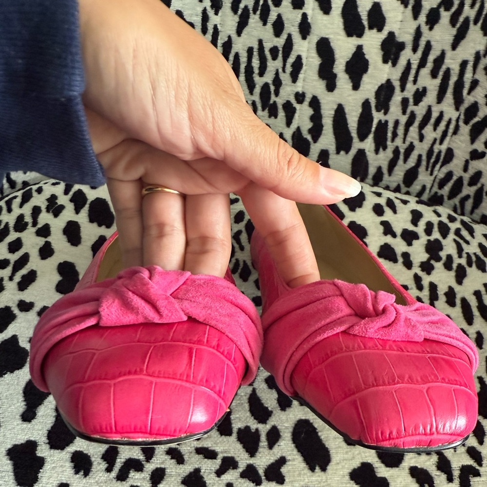 Hot Pink Croc-Embossed Talbots Women's Loafers Size 8M - Picture 12 of 14